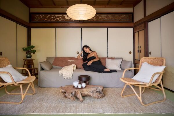 水原希子とローラが手がけるAirbnbの「Akiya Design Project」予約開始　この秋、元空き家の古民家で特別な宿泊体験を