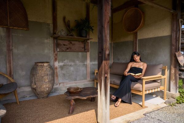 水原希子とローラが手がけるAirbnbの「Akiya Design Project」予約開始　この秋、元空き家の古民家で特別な宿泊体験を