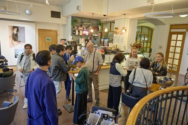 東京工芸大学の学生とスウェーデンの学生よる共同写真展を開催―スウェーデン大使館が後援―
