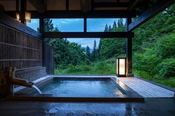 新潟県南魚沼市【大沢山温泉 大沢舘】和モダンに改装リニューアル＆自社HP開設　12月19日まで10％割引で予約受付中