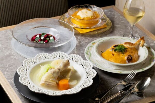 アトレ上野×「オルセー美術館所蔵　印象派―室内をめぐる物語」とのコラボ企画「アトレでひたる、オルセー印象派展のアートの余韻」を10月25日～11月30日の期間開催！