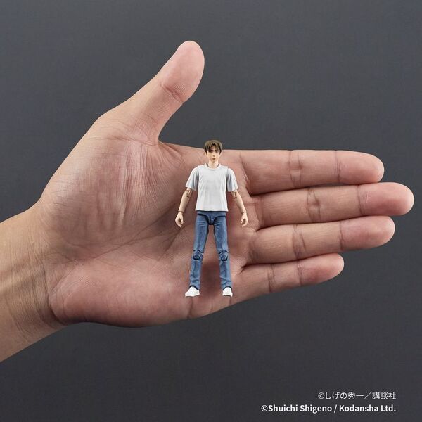 30周年で盛り上がりを見せる大人気モータースポーツコミック『頭文字D』より、「秋名のハチロク」の異名を持つ、“藤原拓海”が約1/24スケールの可動フィギュアDIGACTIONで登場！