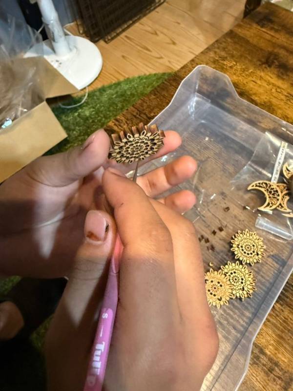 東京の森から生まれた「ひのきの手芸パーツ」　手芸パーツ専門店「あすなろ東京」をオープン