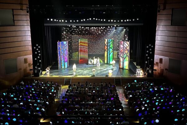 わらび座とヘラルボニーによる新作ミュージカル『真昼の星めぐり』the Musical― 初の東京公演がまもなく開幕 ―