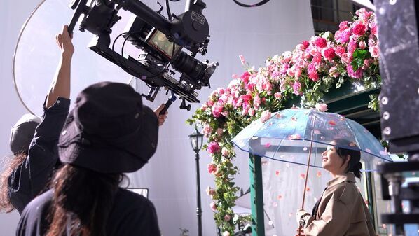 新アンバサダーの広瀬すずさんが、5つの香りに合わせて5つの気分を演じ分け！ソフラン アロマリッチシリーズ　香調別コンセプトムービー「Aroma Trip」10月28日(火)より公開2025年に山派から海派に変わった広瀬さん、今後したい旅は温泉！？