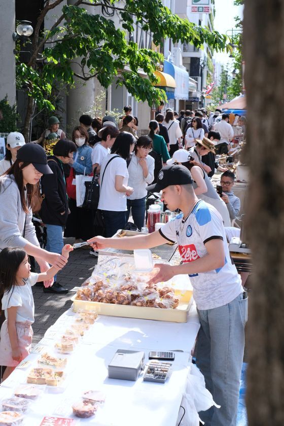 AI時代に“人と人のつながり”を取り戻す試み目黒通り「目黒マルシェ」が14回目を開催