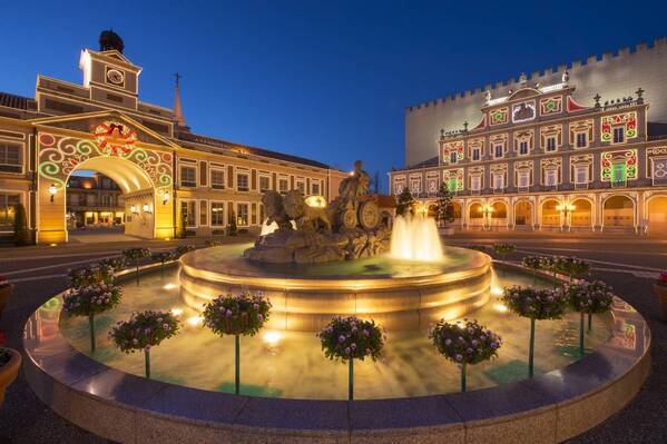 【志摩スペイン村】「スパークリング・クリスマス」の開催 11月22日（土）～12月25日（木）