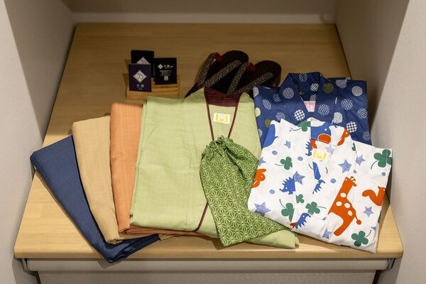 「乃宿-noyado-長崎」が2025年11月1日より「街あるき用 色浴衣」無料貸し出しサービス開始！