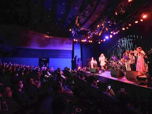 シンガーソングライターLovetideの命を尊ぶ活動に昭和世代が共感　東京・目黒Blues Alley Japanで11月16日にライブ開催