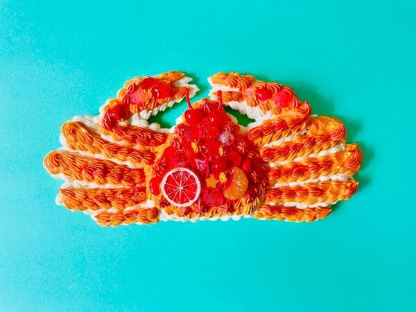 福井市美術館「お菓子の美術館 渡辺おさむ展」で本物の越前蟹解禁に合わせた特別イベントを11月9日開催