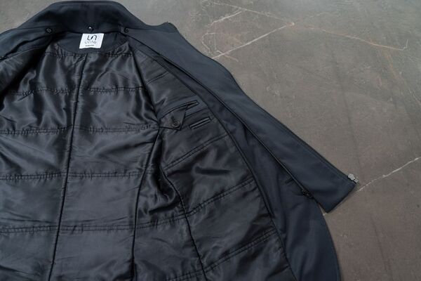 僅か2mmの宇宙服素材×仕立てのプロの技術　ビジネスもカジュアルもこなす新感覚2Wayテーラードジャケット、10月29日から先行発売