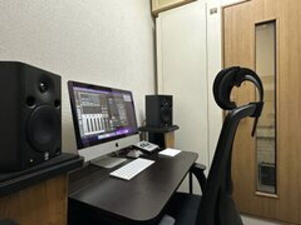 歌い手さん用レコーディングスタジオ完成！！ハイクオリティの音響設備を揃えた、待望の格安レコーディングスタジオin池袋！！