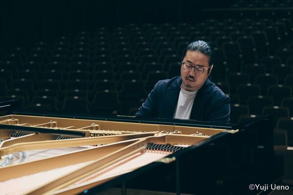 ＜セオリー＞音楽家 反田恭平が創設したジャパン・ナショナル・オーケストラに衣装提供を開始