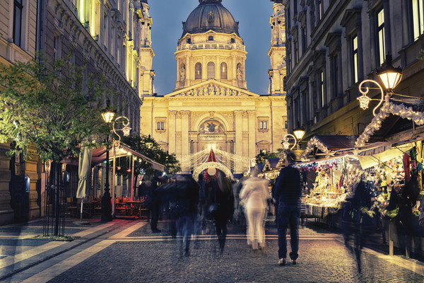 クリスマスの海外旅行先ランキング2025（ヨーロッパ編）～2位はフランス！ 1位はどこ？ 阪急交通社が公開～