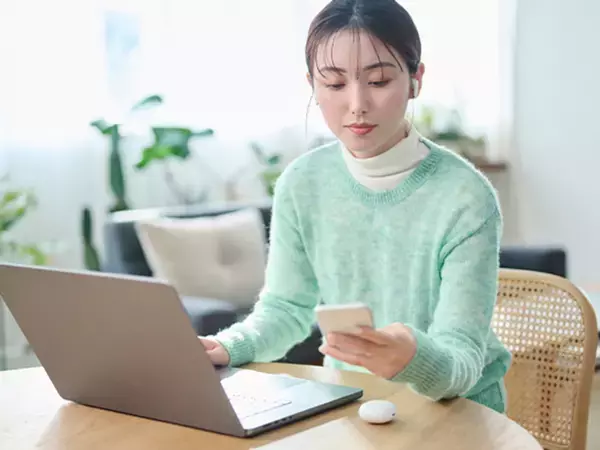 “社会人の英語再挑戦"を成功させるオンライン英会話「aleva(アレバ)」正式リリース