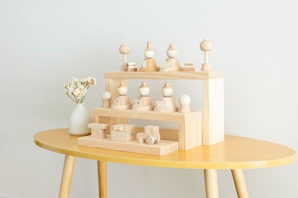 インテリアに馴染むホワイトテイストの木の雛人形が登場新作「淡色～あわいろ～」数量限定で販売開始！