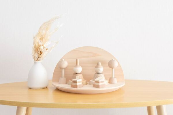 インテリアに馴染むホワイトテイストの木の雛人形が登場新作「淡色～あわいろ～」数量限定で販売開始！