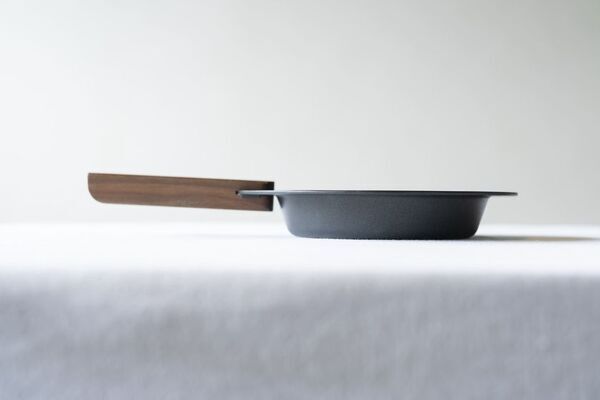 発売後30分で1000個が即完売！“機能するお皿”DISH GRILL、FIELDSTYLE 2025でも完売次回販売は12月末頃を予定