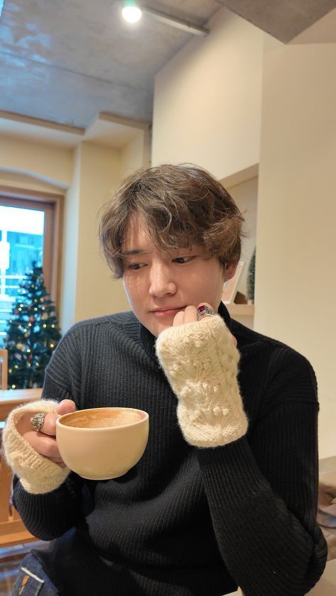 アトレ新浦安、人気ニット作家 Nagi's Knits 凪氏によるイベントオリジナルデザインを編む「HOLIDAY Knits ワークショップ」を12月21日に初開催！