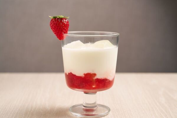 静岡県産地いちごを堪能！TAMAGOYAベーカリーカフェにて冬の訪れを彩る“いちごスイーツフェア2025”を12/1より開催