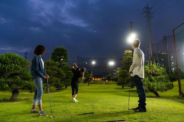 “光の中で打つ”新感覚ゴルフ体験！座間の夜を彩る『ZAMA GOLF ナイトイルミネーション 2025』が開幕