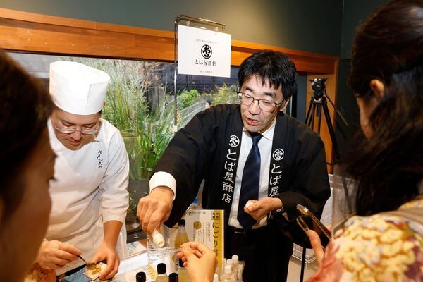 【イベントレポート】全国11の造り手が初集結「にごり酢まつり」企業の垣根を越え、にごり酢・酢酸菌の魅力を広めるイベントを開催