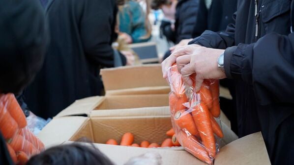 冬の味覚を大盤振る舞い！ゆりあげ港朝市にて「せり鍋まつり」開催！