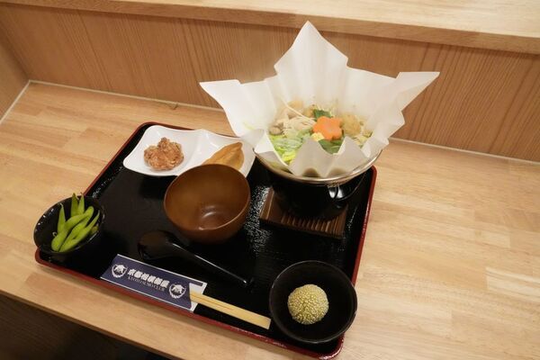 京都初！“本物の相撲体験”のレストランオープン！！迫力パフォーマンス×相撲料理×参加型アクティビティ