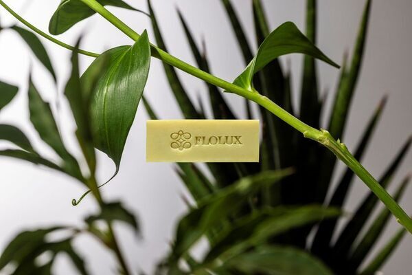 アートが息づく上質な日常をあなたに、FLOLUX 誕生。