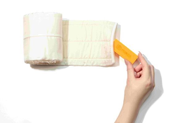 アートが息づく上質な日常をあなたに、FLOLUX 誕生。