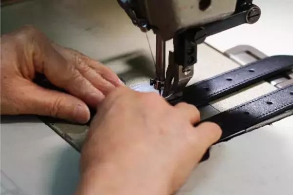 12月10日「ベルトの日」を記念してプレゼントキャンペーン開催！伝統と技術が込められた紳士本革ベルトを100名様にプレゼント