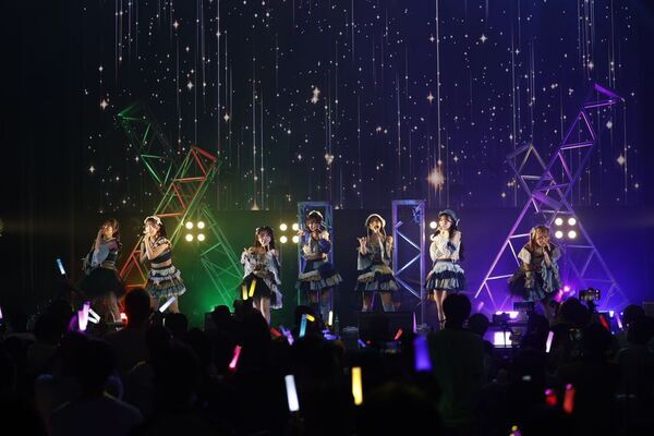 BOCCHI。5th Anniversary LIVE、大盛況で公演終了！[ライブレポート]