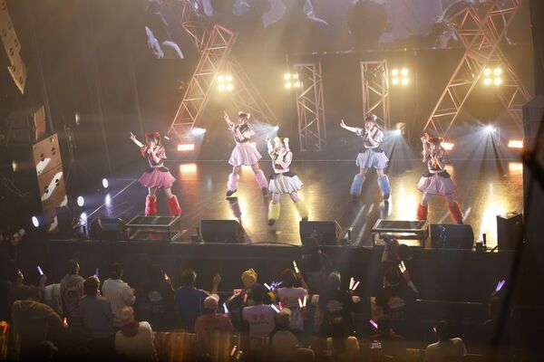 BOCCHI。5th Anniversary LIVE、大盛況で公演終了！[ライブレポート]