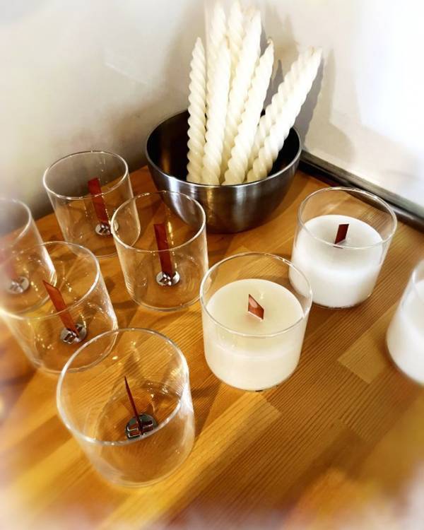 回収したろうそくを再利用し、アロマキャンドルとして活用― 12月15日よりノベルティとして配布予定 ―