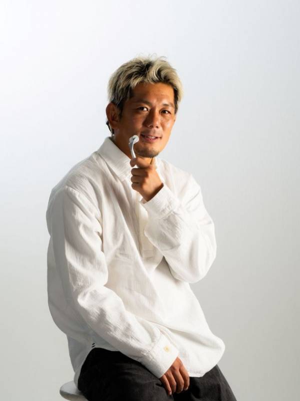 “美肌格闘家”皇治とダーマローラーがコラボ　特別パッケージ版を12/15発売