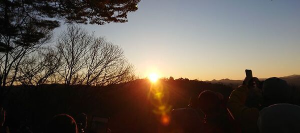 元旦の朝、標高約1,100mで迎える初日の出　リフトで登る「平尾山 山頂からの初日の出」2026年　元旦限定