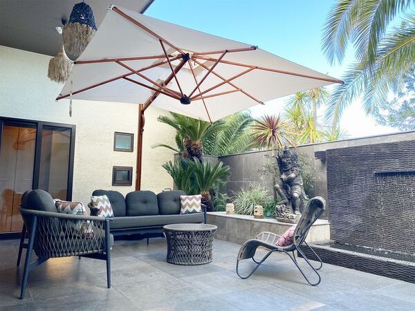 日本発リゾート系家具ブランドKayu style　イタリアの老舗パラソルメーカーSCOLARO社製品の取り扱い開始