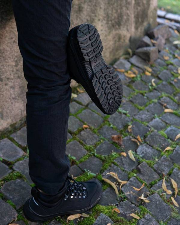 フィンランド発 人気ブランドの新作を発売！冬を乗り切るファッションアイテム　KUOMA メンズ防寒ブーツ＆Myssyfarmi ニット帽が登場