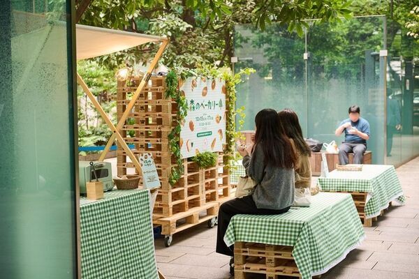 パレットデポ、クリスマス＆新年商戦に合わせて新アイテムを投入　サステナブル什器レンタルを強化