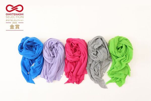 OTA KNITの人気ニット2アイテム　「ちくちくしないマフラー」＆「ふわふわカシミヤショール」がOMOTENASHI Selection 金賞を受賞