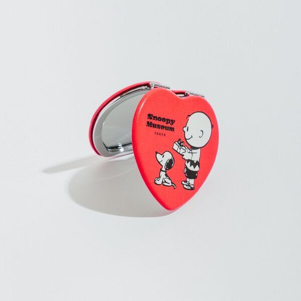 スヌーピーもハートもいっぱい！スヌーピーミュージアムで12月26日(金)から季節限定イベント「ハッピー・ラブ」を開催