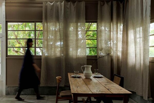 二度と出会えない最後の3000mを解禁　数千年の黒土が育んだ伝説の黒大麻カーテン「ブラックソイルヘンプ」が12/19～限定公開