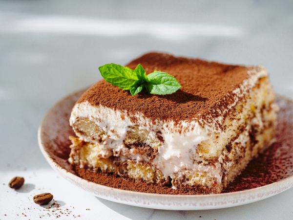 現地でスイーツを食べてみたい国・地域ランキング～ティラミスやマリトッツォのあの国が1位！阪急交通社が公開～