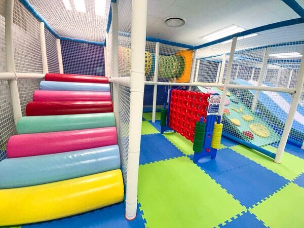 本厚木駅より徒歩3分！親子で夢中になる室内遊園地『キッズランドUS 神奈川厚木店』12/19(金)グランドオープン！