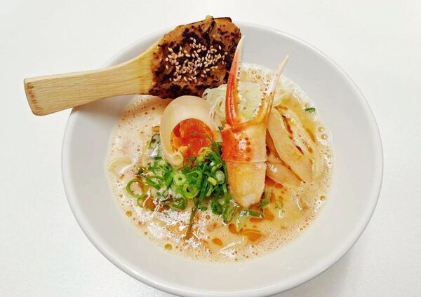 調味料選手権で出汁部門 最優秀賞を受賞した「かにつゆ」と楽しむ冬の新作メニューが一堂に。千歳に“カニ”の香り舞い上がる！12/26から冬の食イベント開催＠サーモンパーク千歳