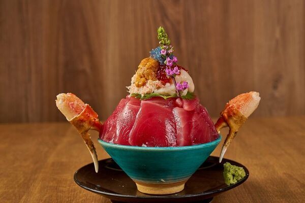 【静岡・熱海】紅白で祝う、新年の一杯。熱海銀座おさかな食堂で年末年始の限定メニューが12月26日よりスタート！！