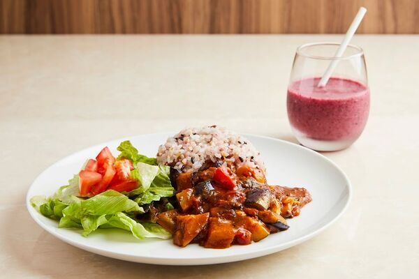 健康と美容のための朝からカレー！ナチュラルフードアドバイザー監修による新メニューを発表！