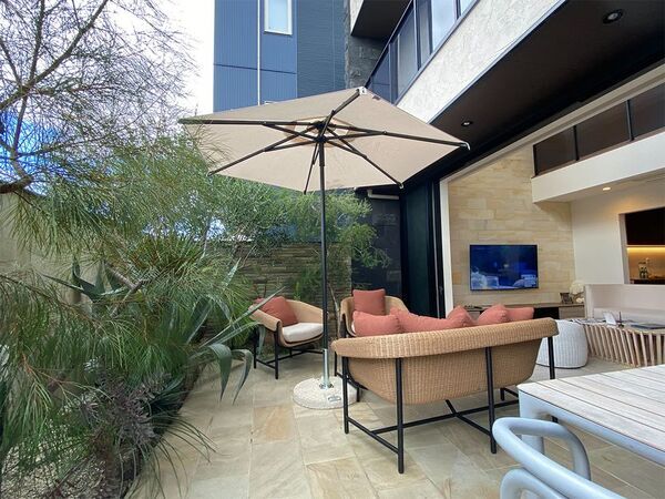 日本発リゾート系家具ブランドKayu style　イタリアの老舗パラソルメーカーSCOLARO社製品の取り扱い開始