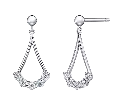 働く毎日に最上級の輝きを　品格を引き立てるオフィスジュエリー