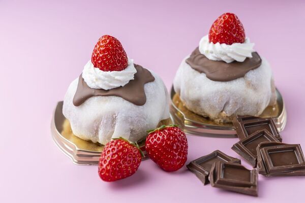いちごBonBonBERRY ATAMI HOUSE.【1/10(土)から】ビル一棟まるごといちごスイーツ専門店よりいちご×チョコレートのとろけるスイーツメニューがスタート！